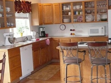 20774 Mira Cir, Bend, OR 97701 - photo 5