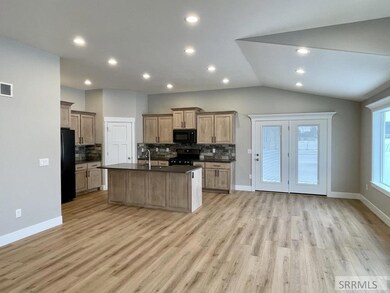 2834 S von Elm Dr, Blackfoot, ID 83221 - photo 7