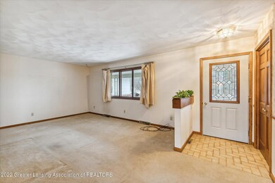 07-2729-W-Clark-Rd-Lansing-MI-48906-Wind