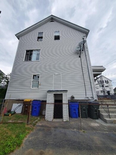 197 Warren St, Fall River, MA 02721 - photo 4