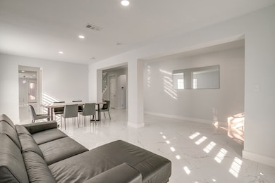 500 Flowering Plum Ln unit 1, Fort Worth, TX 76140 - photo 6