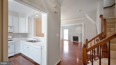 13008 Mountain Lake Way, Germantown, MD 20874 - photo 4