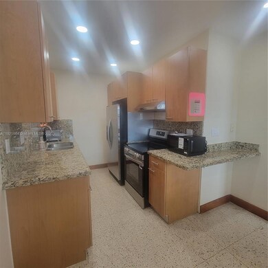 7400 Harding Ave unit 15, Miami Beach, FL 33141 - photo 2