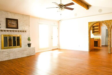 458 Point Ct, Weatherford, TX 76087 - photo 7