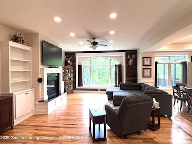 7 4264 Livingroom