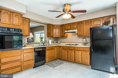 17 Faraday Dr, Lutherville Timonium, MD 21093 - photo 7