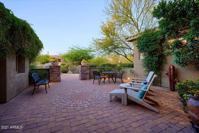 07-Courtyard