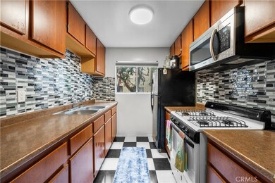 13080 Dronfield Ave unit 58, Sylmar, CA 91342 - photo 6