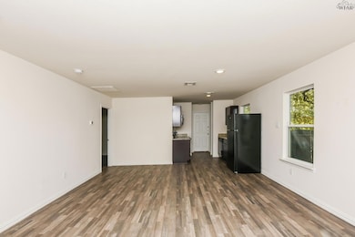 1603 Cole St, Wichita Falls, TX 76301 - photo 4