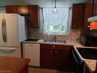 1225 Michigan Ave, Naples, FL 34103 - photo 3