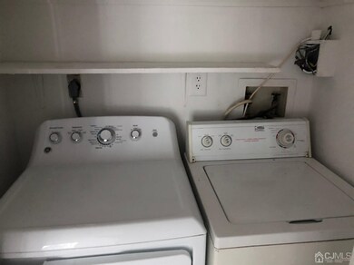 B Powderhorn Ct, Woodbridge Proper, NJ 07095 - photo 7