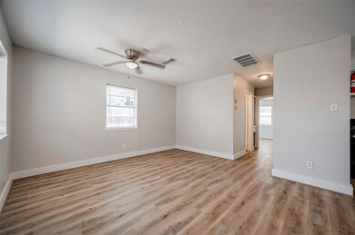 8814 Manus St unit 5, Houston, TX 77093 - photo 7