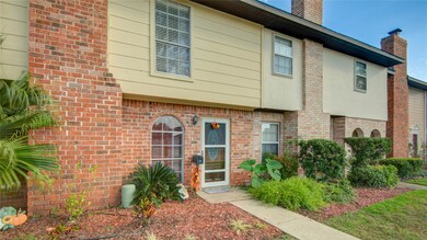 1424 Silverpines Rd unit 1, Houston, TX 77062 - photo 4