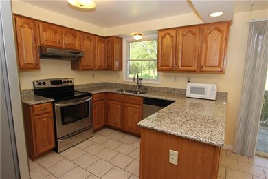 Kitchen, a lot of cabinet space