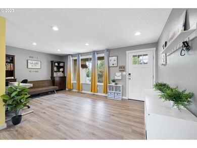 18965 SW Butternut St, Beaverton, OR 97007 - photo 4