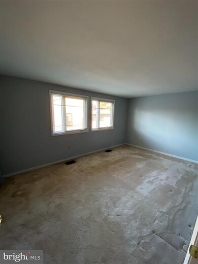 572 West Ct, Glen Burnie, MD 21061 - photo 5