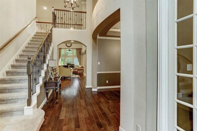 Gorgeous hardwood floors and spacious open passage way