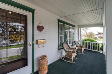 221 E 6th St, Crookston, MN 56716 - photo 2