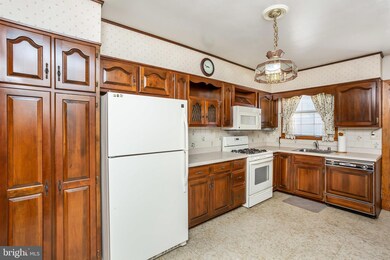 1414 Andre St, Baltimore, MD 21230 - photo 6