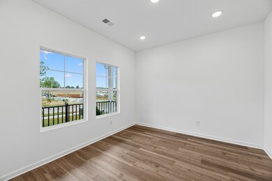 3142 Rolling Brook Dr, Columbia, TN 38401 - photo 5