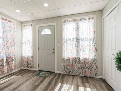 204 N 13th Ave W, Newton, IA 50208 - photo 6