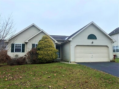 35 Crown Dr, Easton, PA 18040 - photo 2