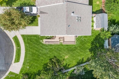 6_Aerial_1800x1200_4076315