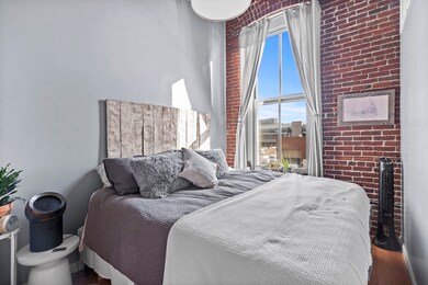 35 Channel Center St unit 208, Boston, MA 02210 - photo 7