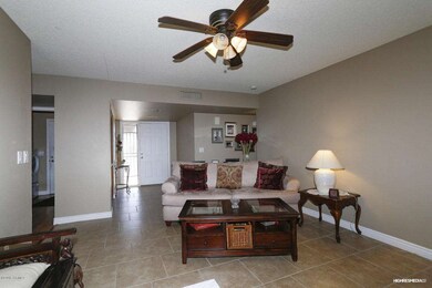 2 Living Room.jpg