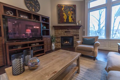 1900 Devonshire Dr Columbia, MO 65203