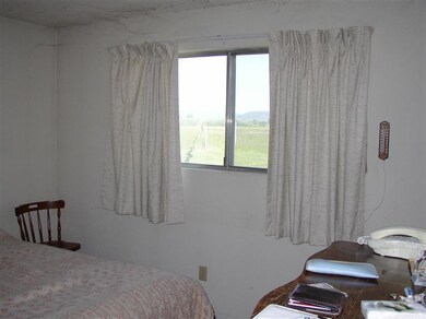 unlisted-address, Central Point, OR 97502 - photo 5