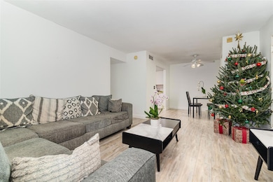 924 Lake Destiny Rd unit E, Altamonte Springs, FL 32714 - photo 6