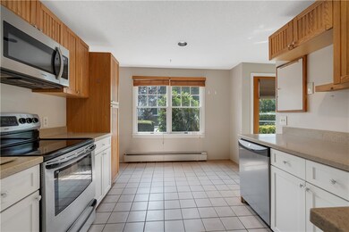 2 Gibbs Ave unit A, Newport, RI 02840 - photo 3