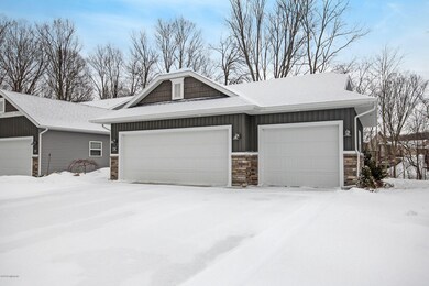 2184 Amber Creek Dr SW unit 10, Byron Center, MI 49315 - photo 3