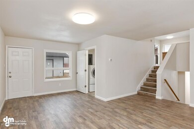 05-Living Room-ELKO0624