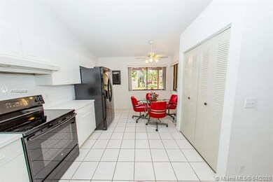 7248 Solandra Ln unit 106, Tamarac, FL 33321 - photo 4