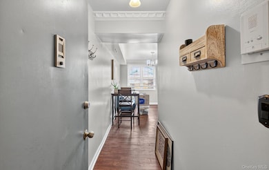 324 Post Ave unit 10F, Westbury, NY 11590 - photo 6