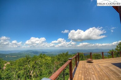 180 degree view over multiple states. Views to the