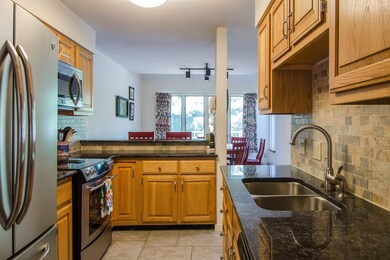 1140 Murphys Rd unit 10C, Hartford, VT 05001 - photo 5