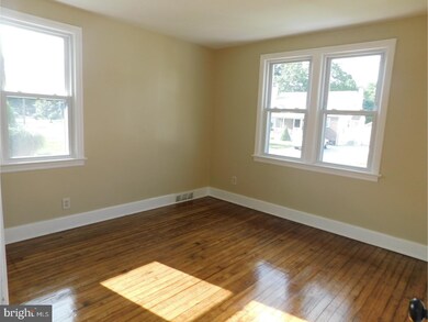 111 Bortle Ave, Vineland, NJ 08360 - photo 4