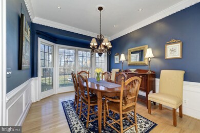 8507 Capo Ct, Vienna, VA 22182 - photo 4