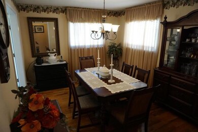 Dining Rm