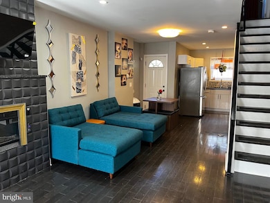 2423 W Seybert St, Philadelphia, PA 19121 - photo 3