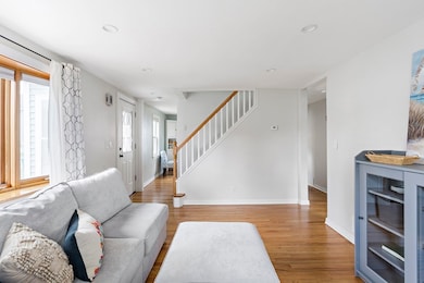 28 Mohawk Rd, Burlington, MA 01803 - photo 3