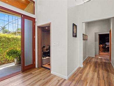 5762 Andasol Ave, Encino, CA 91316 - photo 6