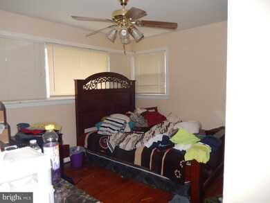 9328 Lynmont Dr, Adelphi, MD 20783 - photo 7