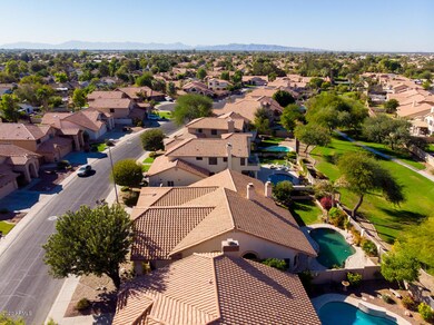 1008 W Sherri Dr, Gilbert, AZ 85233 - photo 3