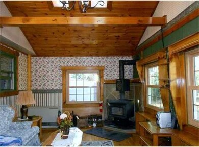 19 Chippewa St, Hubbardston, MA 01452 - photo 3