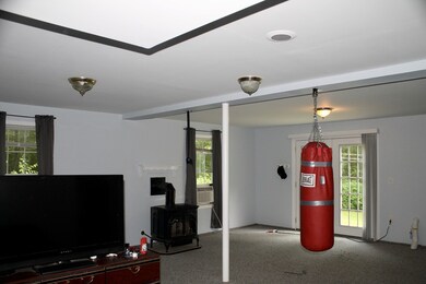 7 Lower Gore Rd, Webster, MA 01570 - photo 5