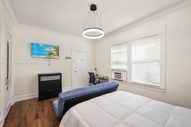 126 Mendoza Ave unit 5, Coral Gables, FL 33134 - photo 4